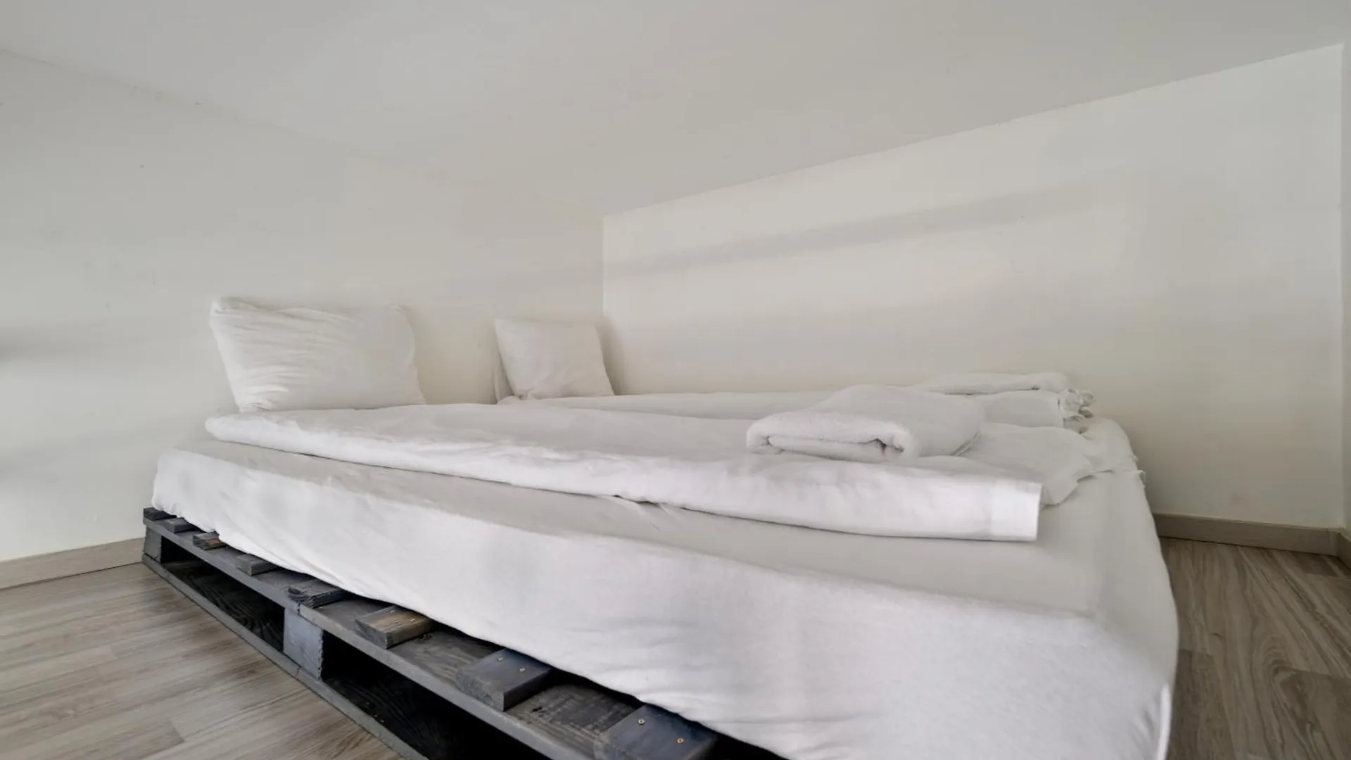5 Bedrooms Keleti-Home Budapest Apartment