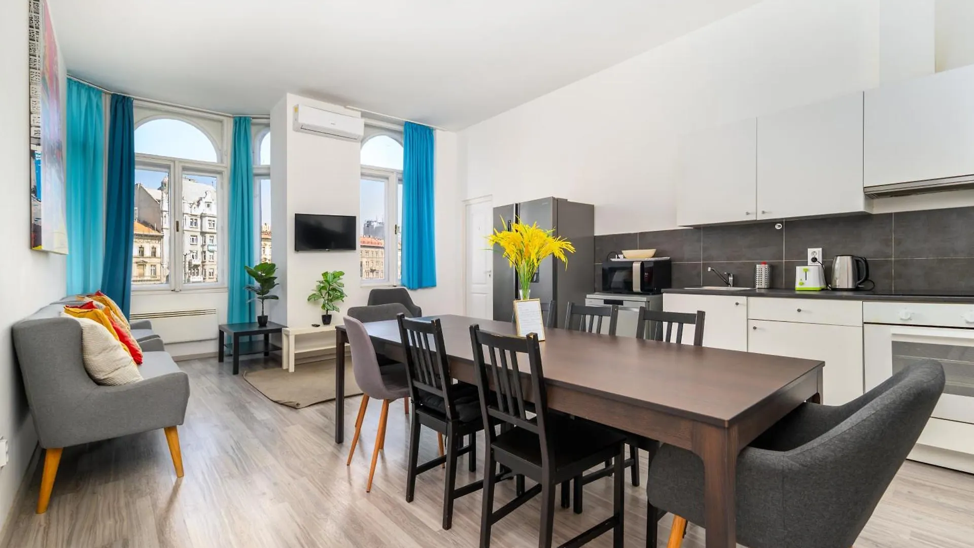 5 Bedrooms Keleti-Home Budapest 0*,  Hungary